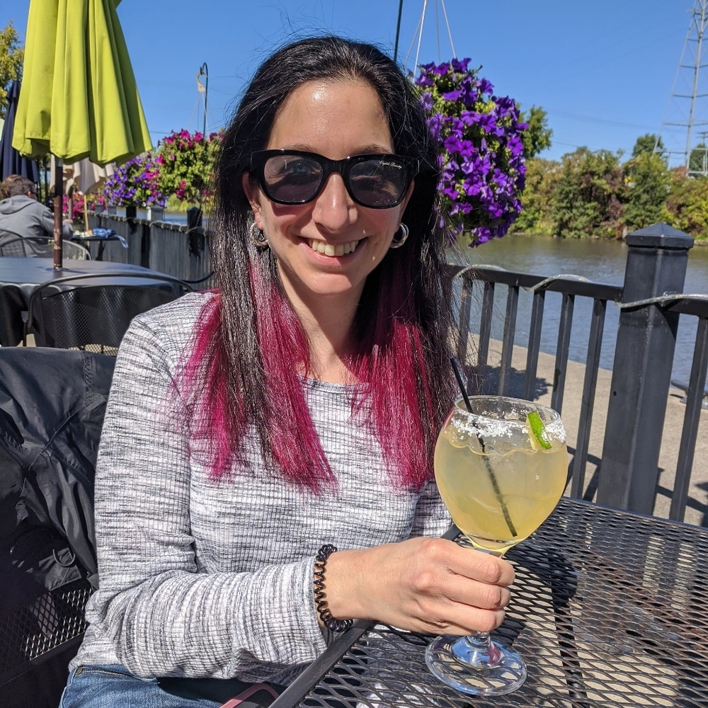 Meet your Posher, Christina